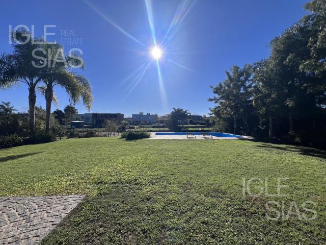 IGLESIAS REAL ESTATE