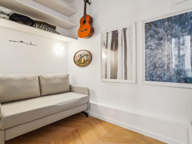 ID392 Cozy 2 bedroom flat in Rue Mandar/Montorgeuil, Paris Amsterdam Apartments for Rent