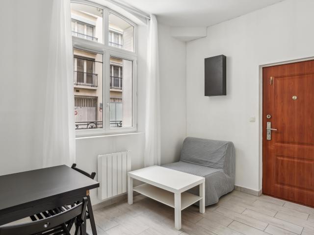 ID 414 Cozy studio Rue Cambodge
