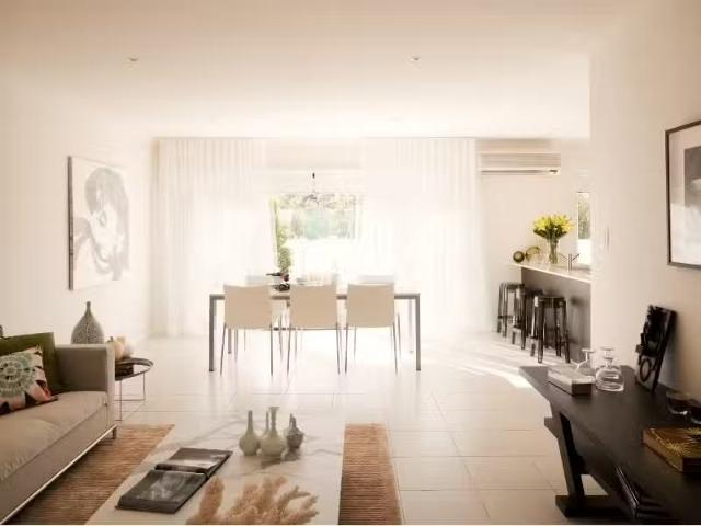 ID:21188236/2 Inland Drive, Tugun Townhouse for rent Listed b.