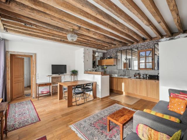 ID 397 entire 2 bedroom apartment in Rue Saint Sauveur / Montorgueil 2nd arrondissement, Paris Amsterdam Apartments for Rent