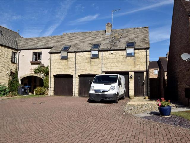 Idbury Close, Oxfordshire OX28 1 bed end of terrace house to rent £1,200 pcm £277 pw