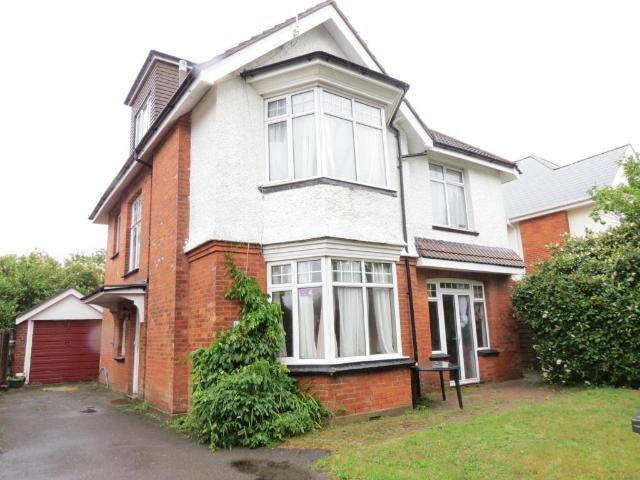 Iddesleigh Road, Bournemouth, BH3 1 bed in a house share to rent £650 pcm £150 pw