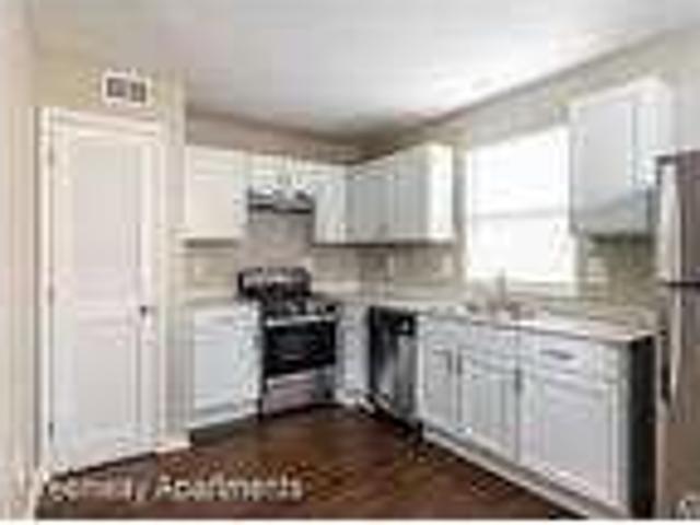 Ideal 2 Bed 1 Bath For Rent