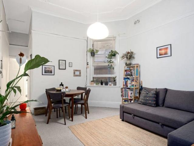 Ideal Two Bedroom Apartment in Boutique Complex