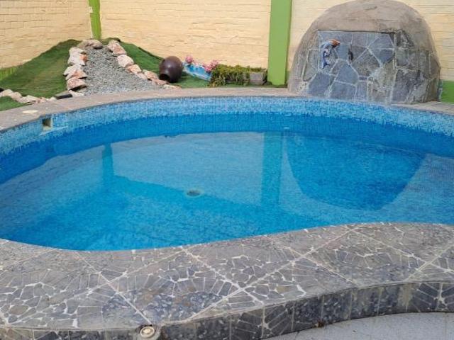 Ideal casa en punta negra