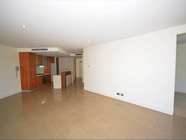 Ideal choice for those seeking a stylish and confortable living space