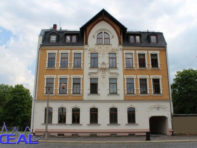 IDEAL *Dachgeschosswohnung mit Außenstellplatz