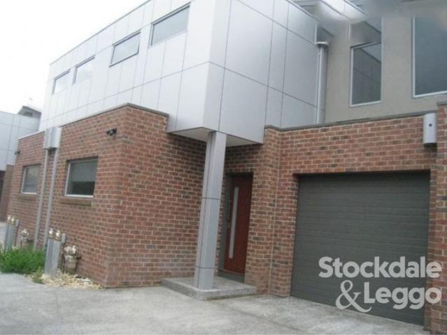 Ideal Dromana Location