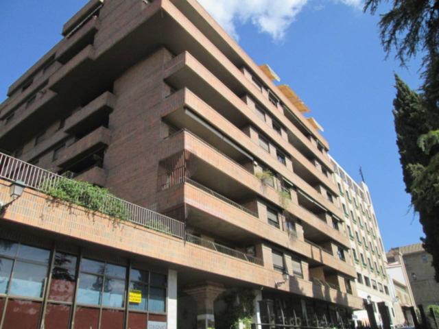 IDEAL ESTUDIANTES CURSO 26/27 Amplio apartamento de 2 dormitorios en Triunfo Jardín