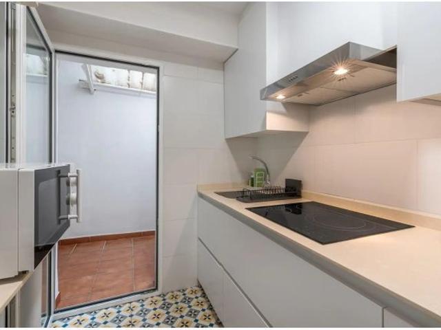 ? ¡IDEAL ESTUDIANTES! Magnífico piso reformado en Camino de Ronda ? 3 habitaciones dobles