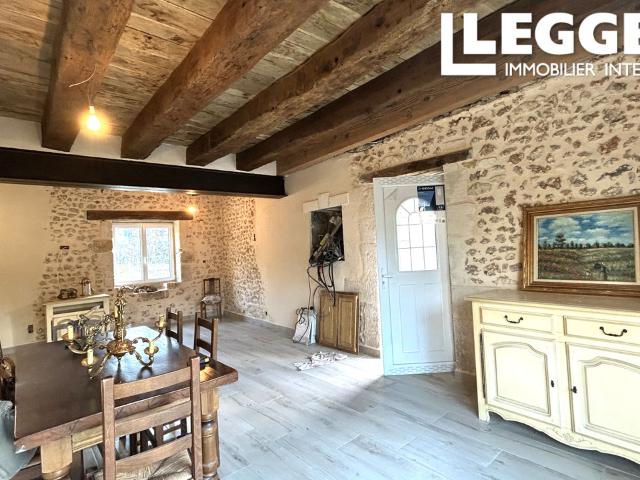 Idéal famille ou investissement: maison + grange à 3 min de Vergt