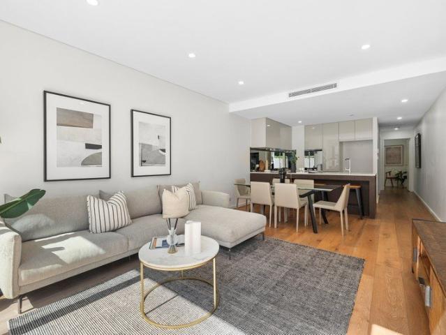 Ideal Family home 3 bedroom Townhouse at Rosebery