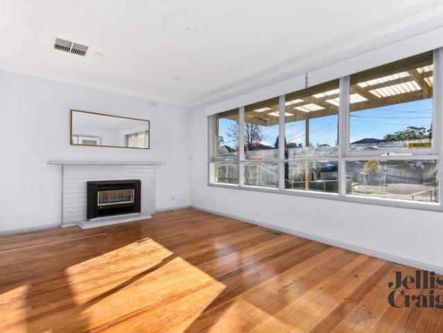 Ideal Family Home In Superb Location of Dandenong North