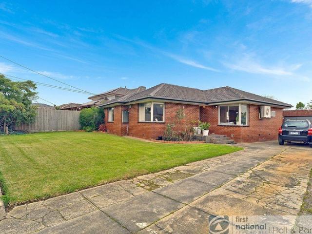 Ideal Family Home or Investment Opportunity on 663m2