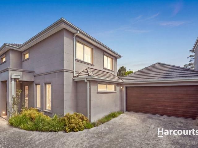 Ideal Family Living in Balwyn North Balwyn High School Zone & No Owners Corporation Fees