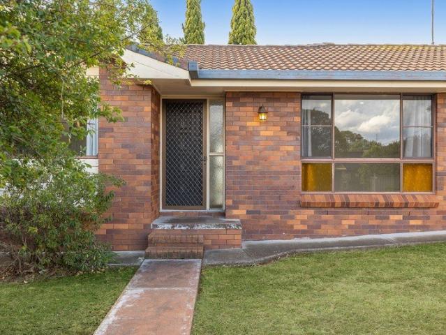 Ideal First Home or Investment Opportunity Vacant and Ready for New Owners