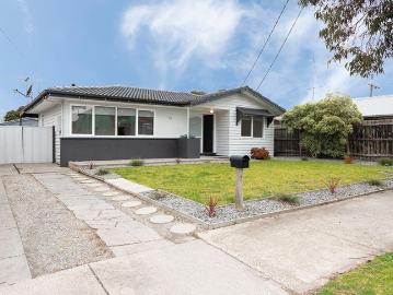 Ideal First Home or Investment with Approved Plans in Prime Location