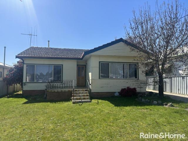 Ideal for the Investor or Home Buyer with Unlimited Potential to Easily Convert to 4 Bedrooms