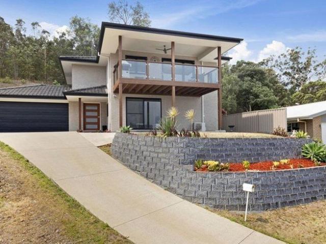IDEAL FOUR BEDROOM FAMILY HOME