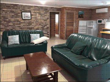 Ideal Fully Furnished Unit Perfect for FIFO/DIDO Workers