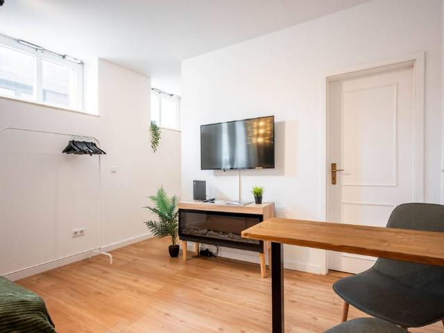 Ideal für Auszubildende und Pendler Möbliertes Appartement im alten Gefängnis in Oerlinghausen