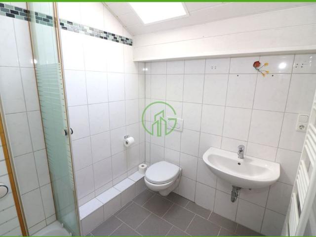 # Ideal für berufstätige Singles mit Homeoffice Bedarf # 3 Zimmer, ca. 75 m², Balkon, Stellplatz