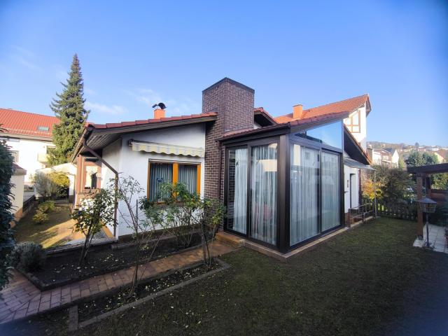 Ideal für das Alter: 100+90m² ebenerdiges freistehendes Einfamilienhaus auf 387 m² Grundstück Kauf