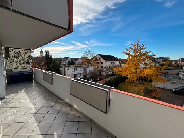 Ideal für die junge Familie! Attraktive 4 Zi. Wohnung mit Garage in beliebtem Stadtteil von Rastatt