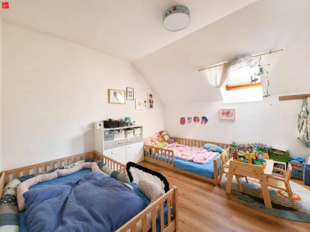 Ideal für Familien – 2 Loggien, Klimaanlage & Carport
