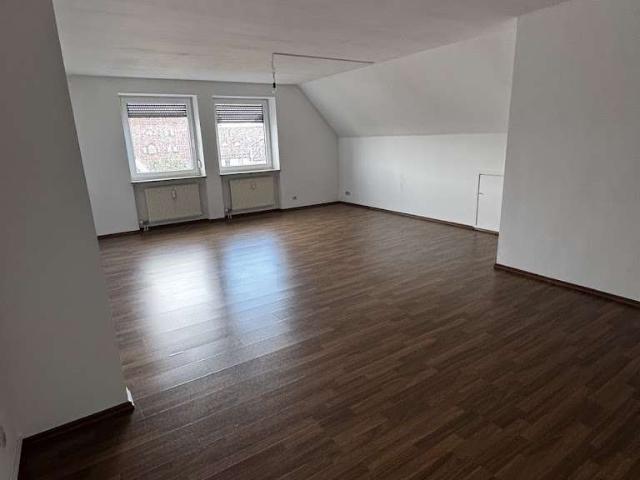 Ideal für Familien großzügige 3 Zimmer Wohnung in Boxdorf