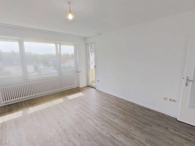 Ideal für Familien & Paare: Komfortable 3 Zimmer Wohnung mit Loggia und viel Stauraum
