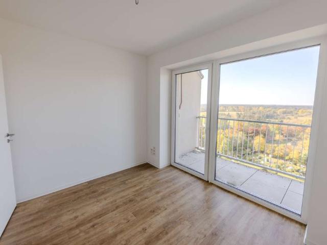 Ideal für Senioren: Erstbezug, Balkon, Einbauküche, Aufzug und mehr!
