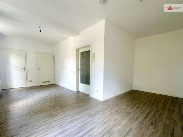 Ideal für Singles: charmante 1 Raum Wohnung mit Fahrstuhl in Chemnitz OT Hilbersdorf!