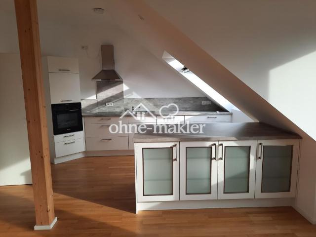 Hochwertige DG Wohnung in Bestlage von Ingolstadt, ideal für Singles oder Paare