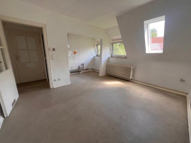Ideal für Singles oder Paare: 3 Zimmer mit viel Licht