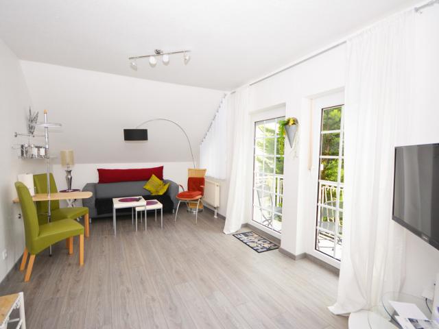 Ideal für Pendler ! Möbliertes Appartement zwischen Köln und Bonn!