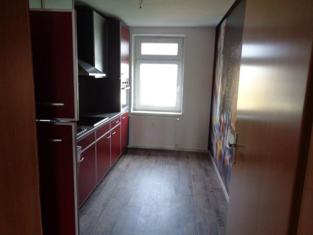 IDEAL geräumige 3 Raum Wohnung im Dachgeschoss mit EBK