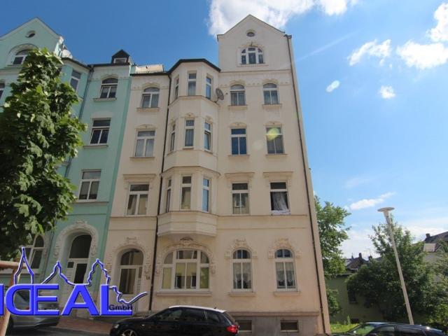 IDEAL geräumige 3 Raum Wohnung im Dachgeschoss mit EBK