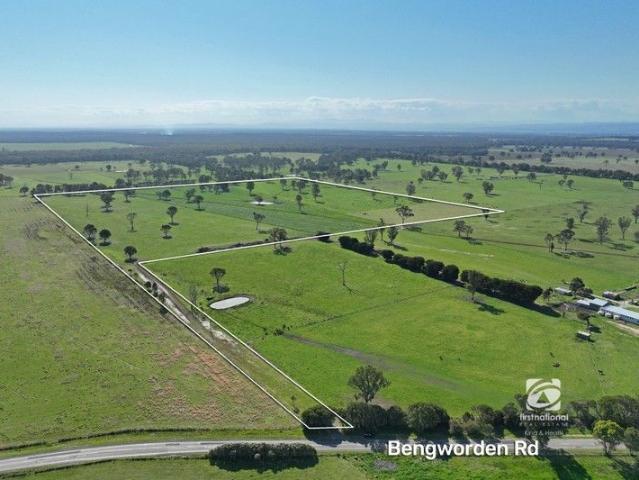 IDEAL GRAZING AND BUILDING OPPORTUNITY