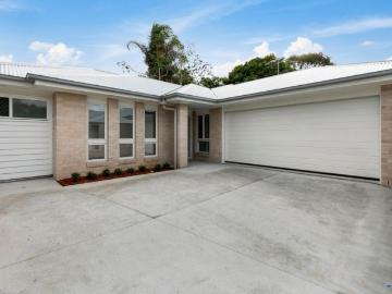 Ideal home in great location!