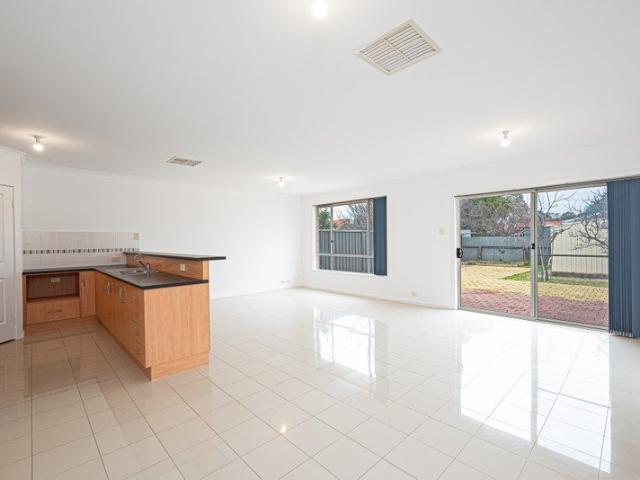 IDEAL HOME, READY TO MOVE INTO