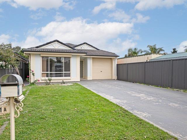 IDEAL HOME, READY TO MOVE INTO
