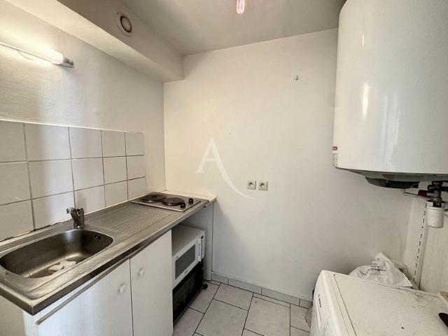 Idéal investisseur Appartement dans le coeur de ville de Meaux 2 pièces 1 chambre vendu loué