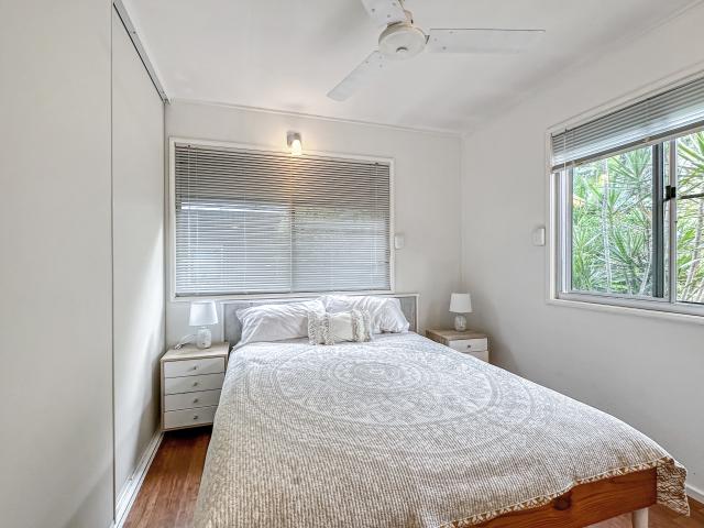 Ideal island home in quiet court