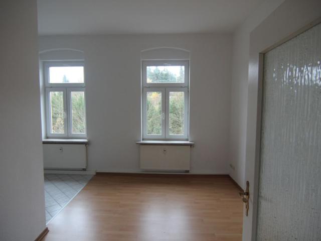 IDEAL kleine 2 Raum Wohnung mit Einbauküche und Balkon