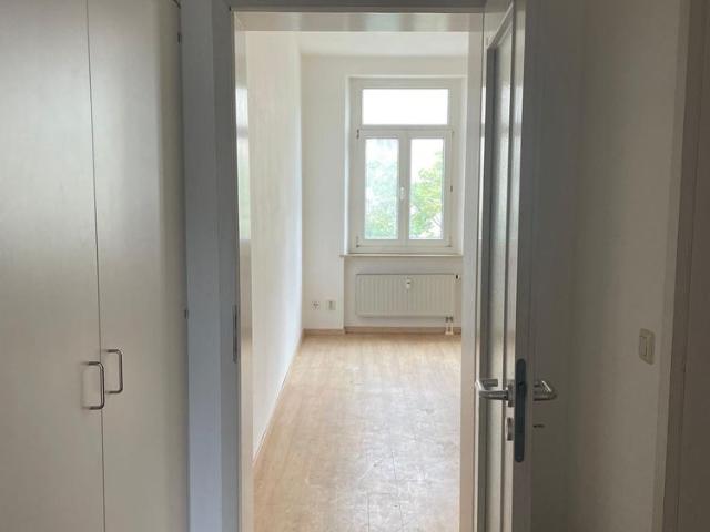 IDEAL kleine Wohnung mit Balkon