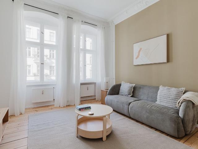 Ideal Kreuzberg 1BR, Move In Ready w/ Full Kitchen, Berlin Amsterdam Apartments for Rent