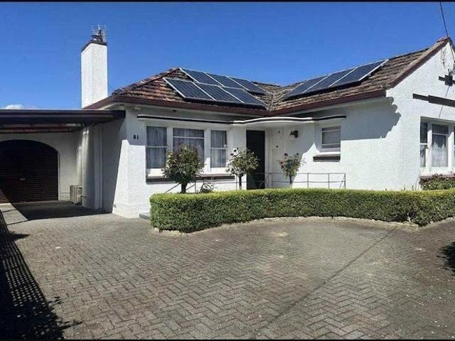 Ideal Large Family Home