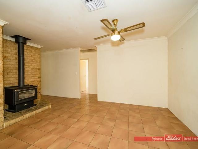 IDEAL LOCATION, IDEAL FAMILY HOME